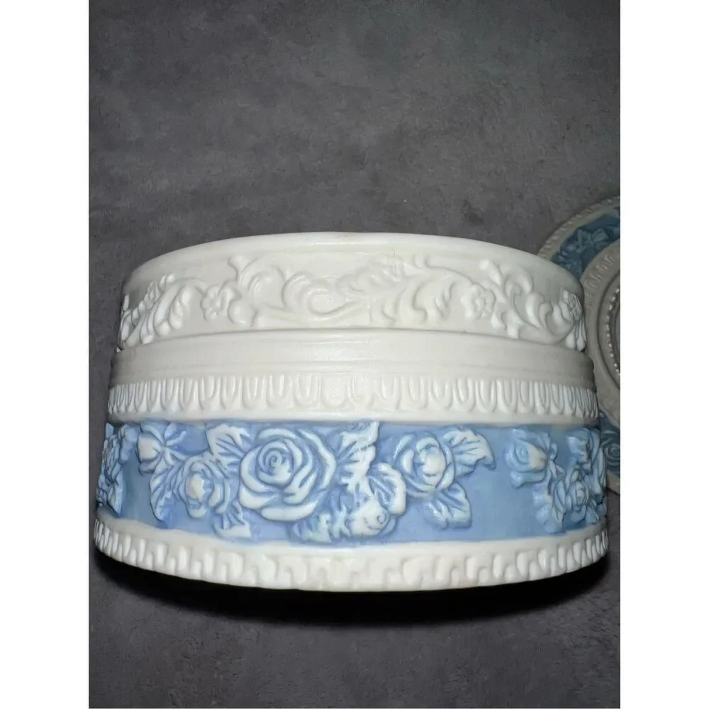 Romantic Shabby Chic PORCELINE Floral Jewelry Box Picture Box